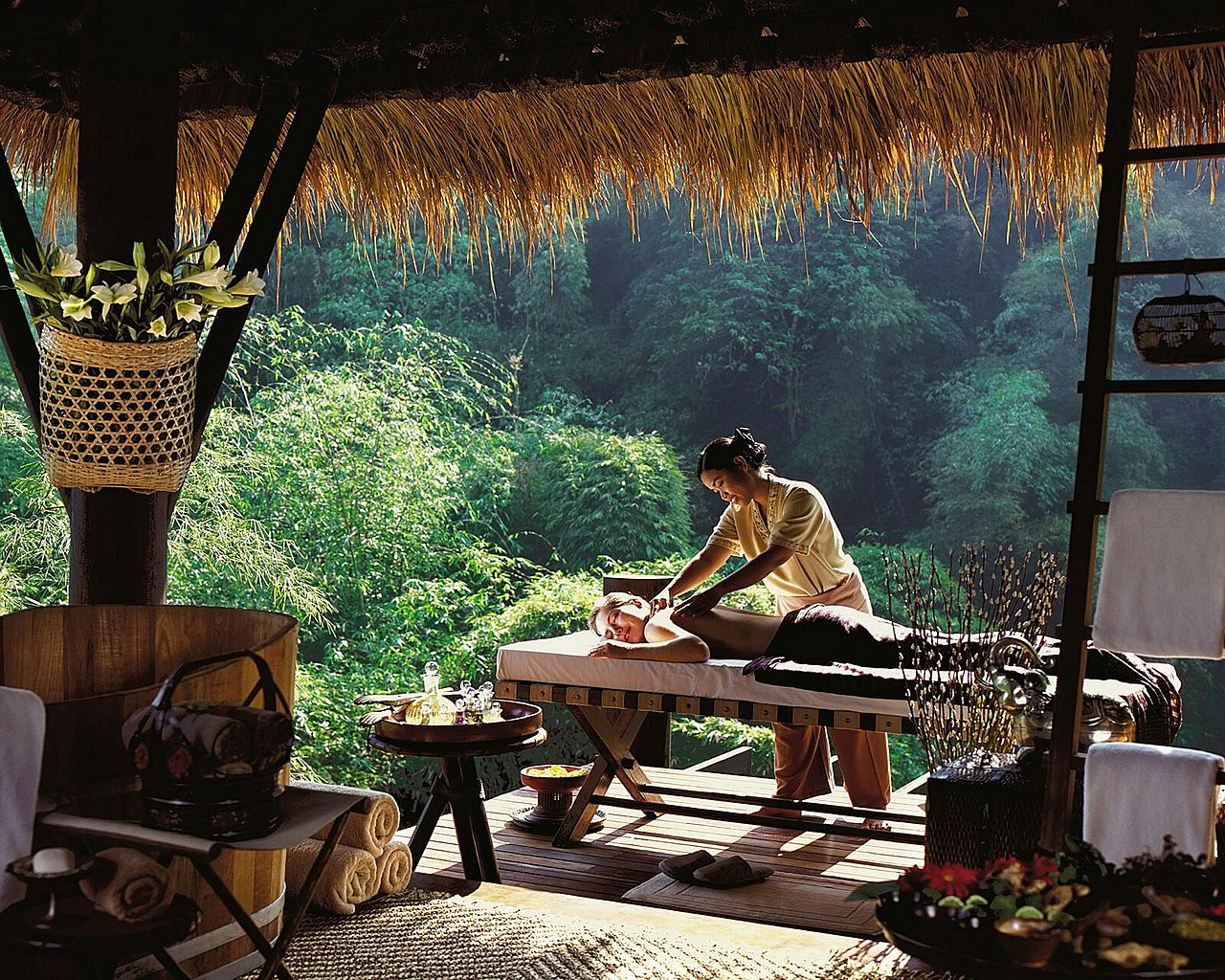 Thai massage treatment at Wan D Thai Massage & Wellness